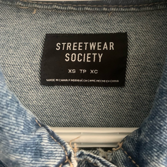 Jean Jacket - Picture 2 of 2